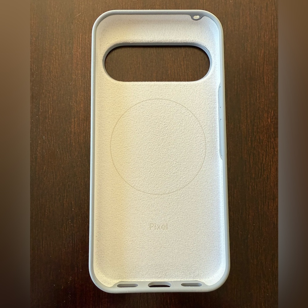 Google Pixel Case with Pixelsnap - Picture 2 of 3